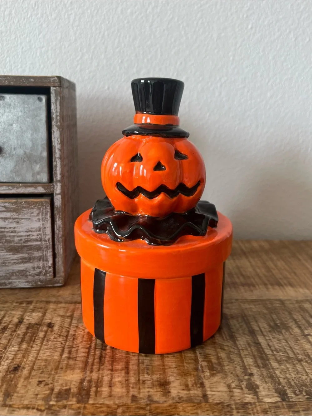 New Ceramic Vintage Style Retro Striped Jack o lantern Candy Dish